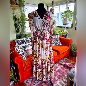 Beautiful full length sheer dress size 4 by Kate and Lily